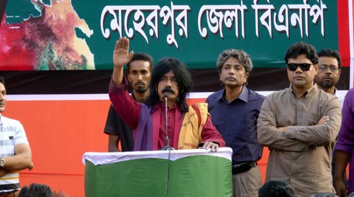 একদিকে ত্যাগী বিএনপি, অন্যদিকে দুই দিনের বিএনপি: সাবেক এমপি মাসুদ অরুণ